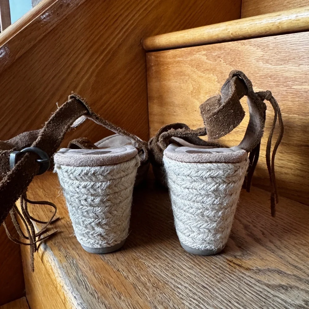 Minnetonka Tan Suede Espadrille Wedges - Picture 6 of 8